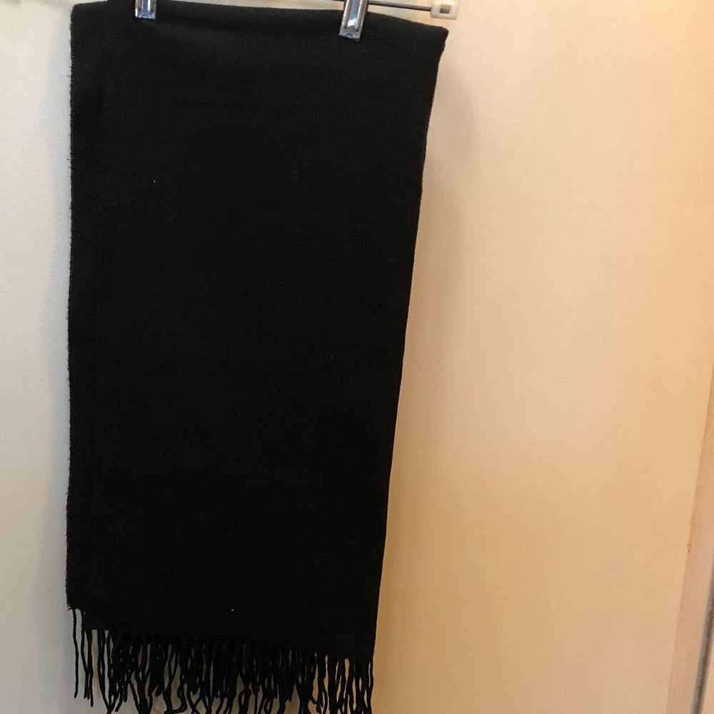 Black Wrap/Scarf